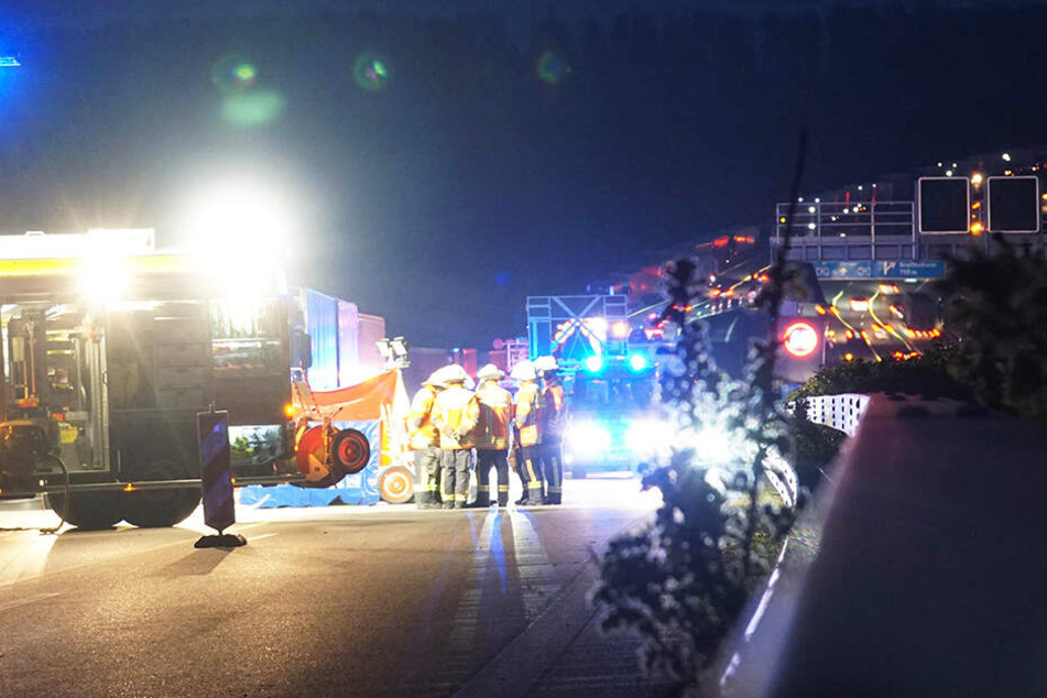 Tragisch! Im Baustellenbereich auf der A 81 nahe Stuttgart ist eine Frau ums Leben gekommen.