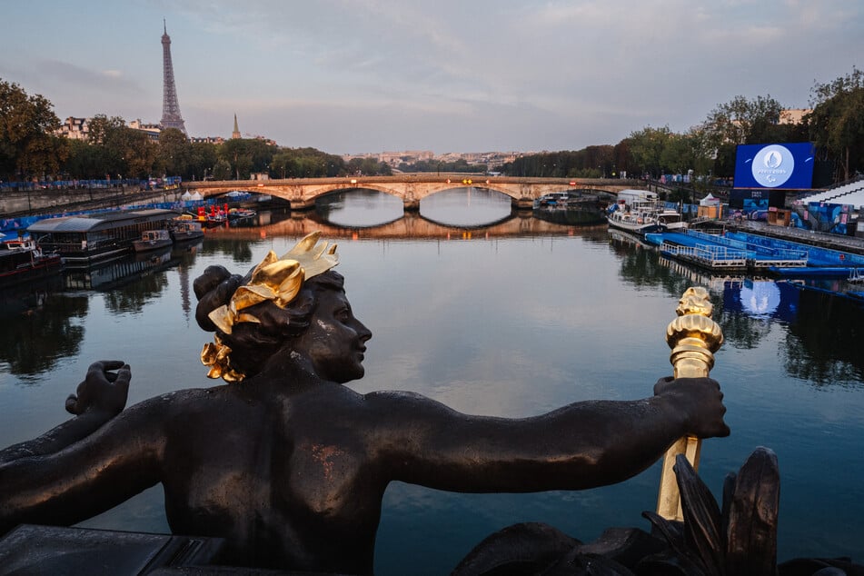 Paralympic triathlon events scheduled to take place on Sunday in Paris have been postponed for 24 hours due to a decrease in the water quality of the river Seine.