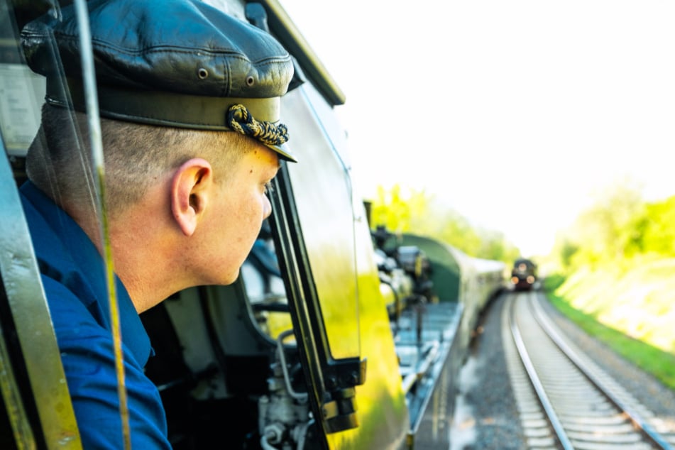 Einsteigen und volle Fahrt voraus zu den Ostsächsischen Eisenbahnfreunden in Löbau.