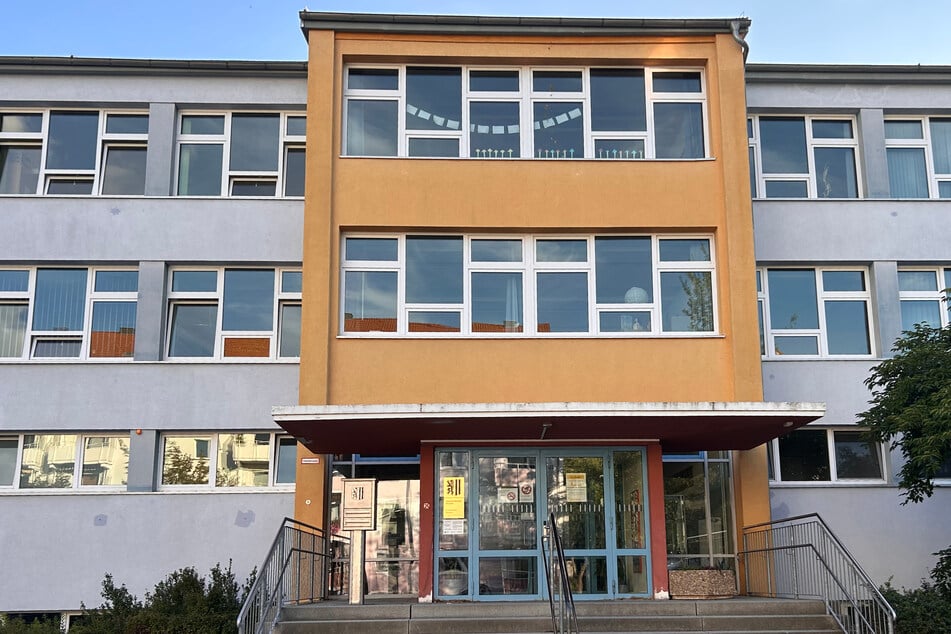 Die "16. Grundschule Josephine" befindet sich in der gleichnamigen Josephinenstraße.