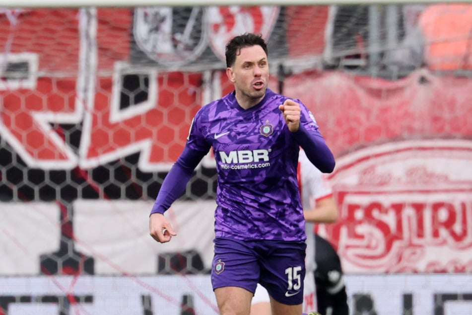 Kurzer Hoffnungsschimmer: Marcel Bär schießt das Anschlusstor zum 3:2.