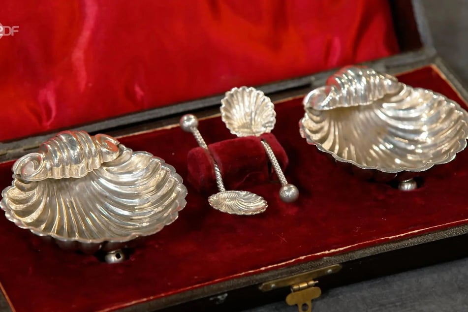 Die beiden Stücke stammen aus 925er-Silber.