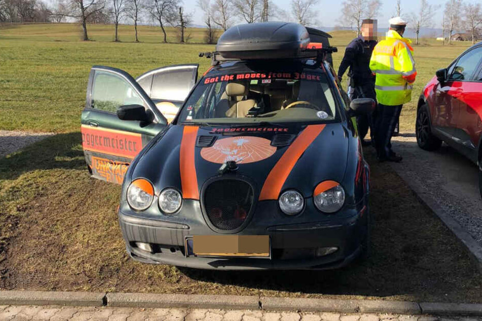 Einer der fünf Wagen, mit dem die Gruppe durch Oberbayern heizte.