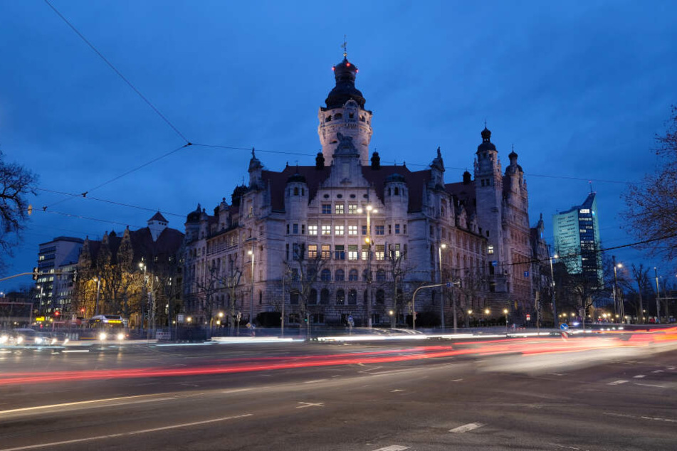 Wer zieht als neuer oder alter Oberbürgermeister ins Rathaus ein?