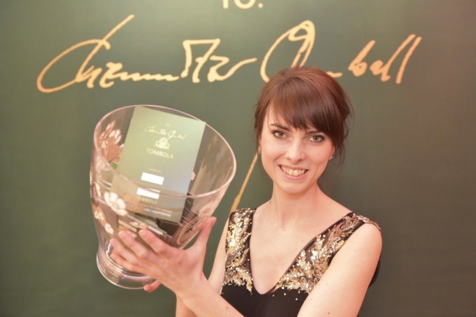 Glücksfee Christiane Döst, 28