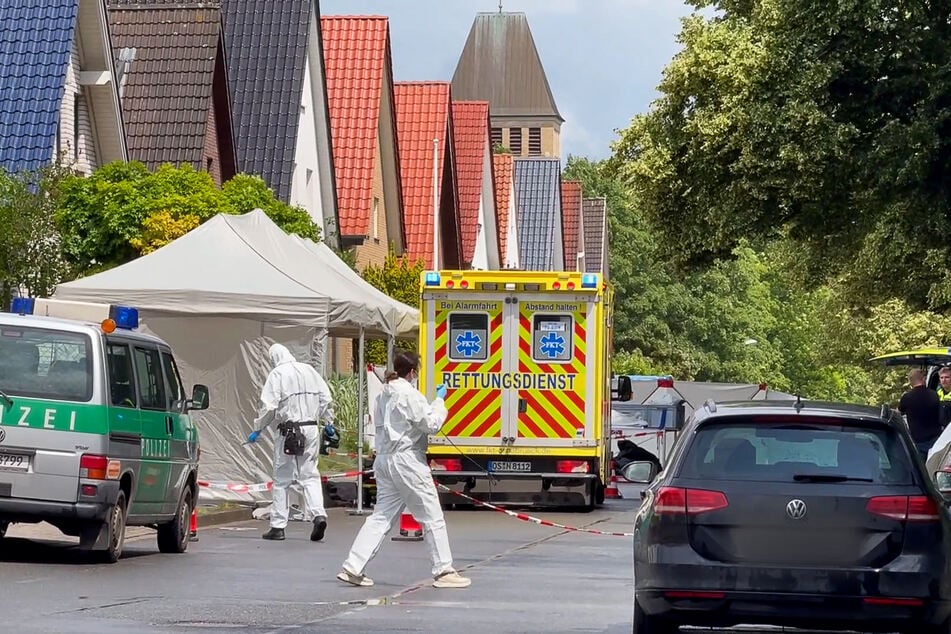 Die Spurensicherung ist am Tatort in Osnabrück im Einsatz.