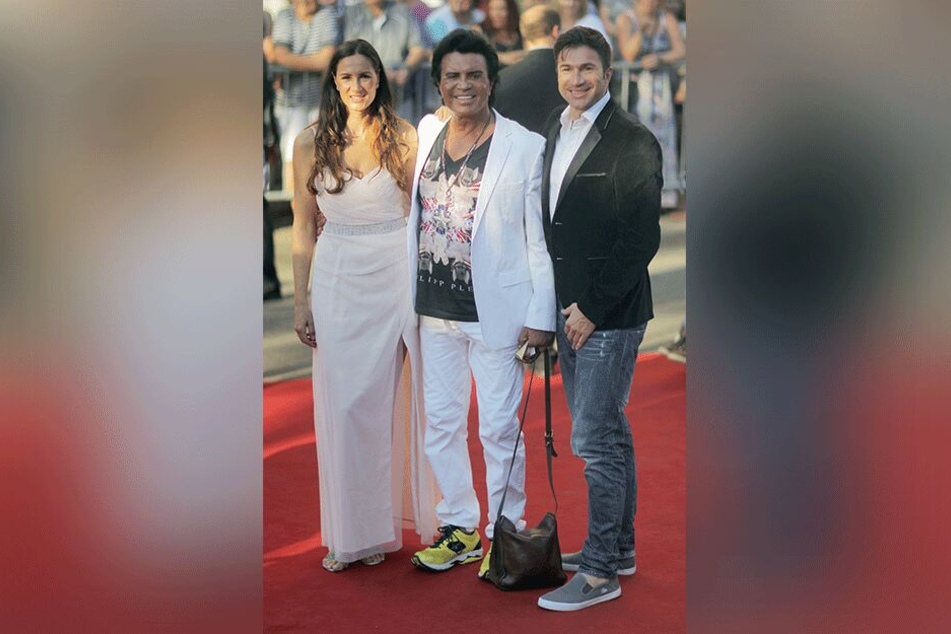 Costa Cordalis mit seinen Kindern Angeliki, genannt "Kiki", und Sohn Lucas bei der Premiere der Nibelungen-Festspiele 2014 in Worms.