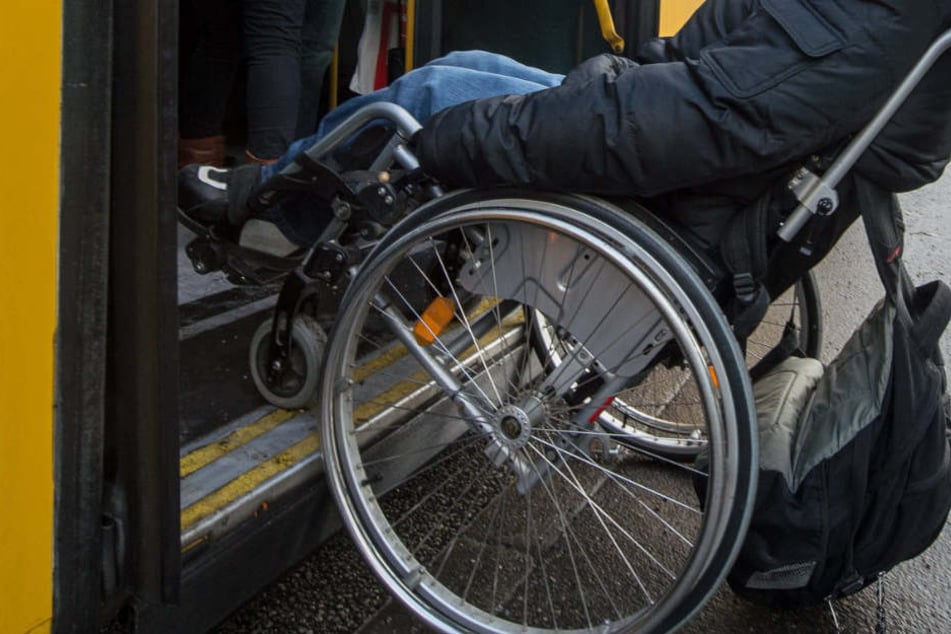 In Bad Wörishofen ist es in einem Bus zu einem Zwischenfall gekommen. (Symbolbild)