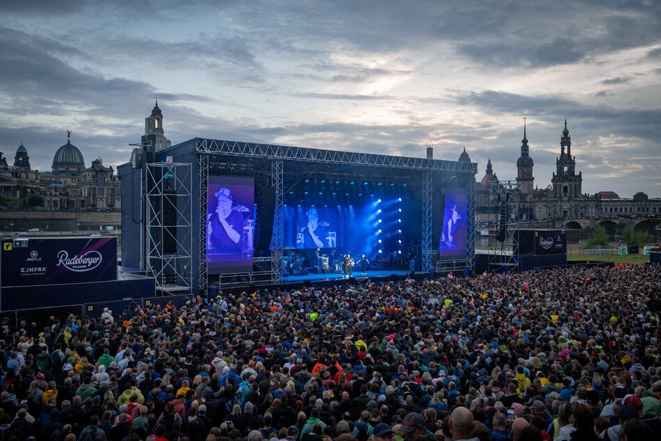 Voll ausgelastet: Beim Konzert tanzten Tausende mit.