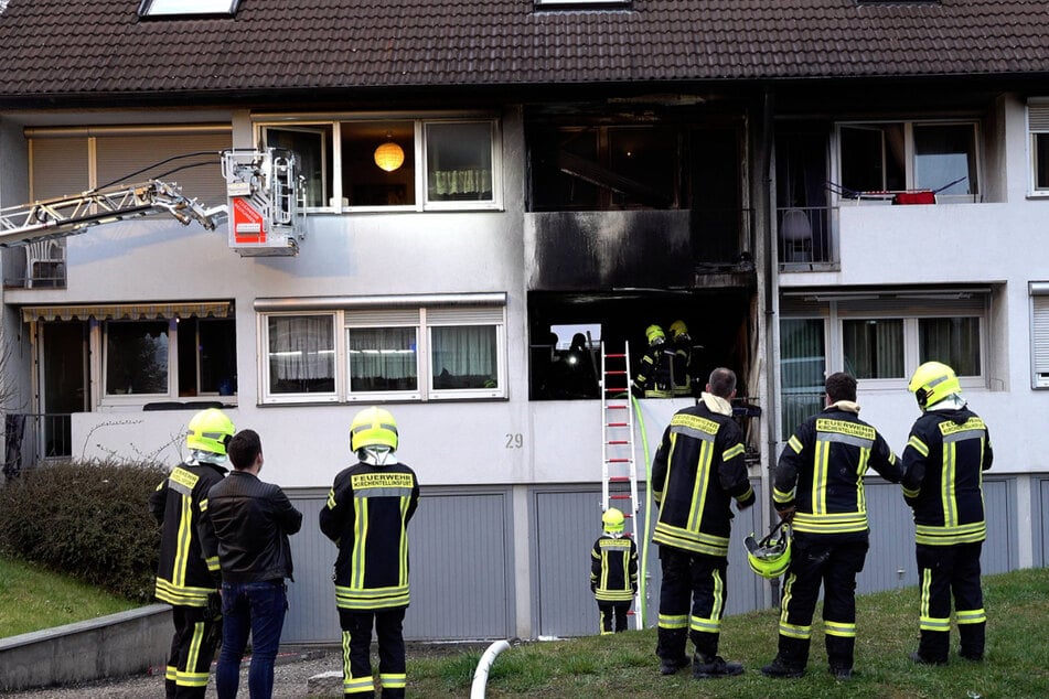 Die Feuerwehr im Einsatz in Kirchentellinsfurt.