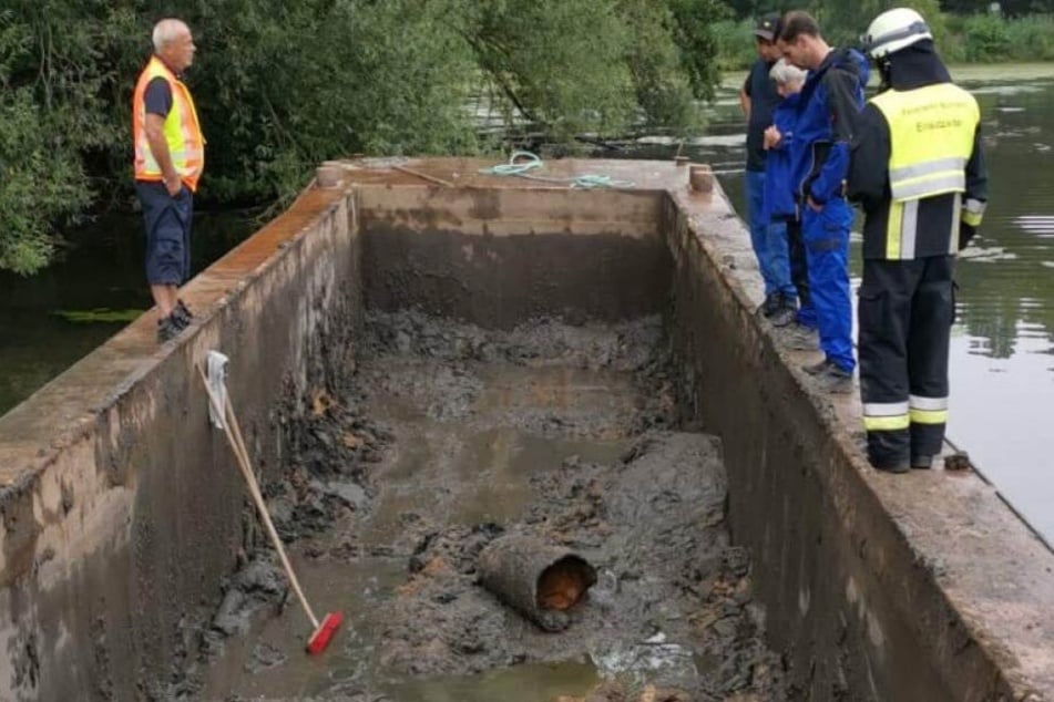 Der Torso der britischen Bombe wurde bei Grabungen im See gefunden.