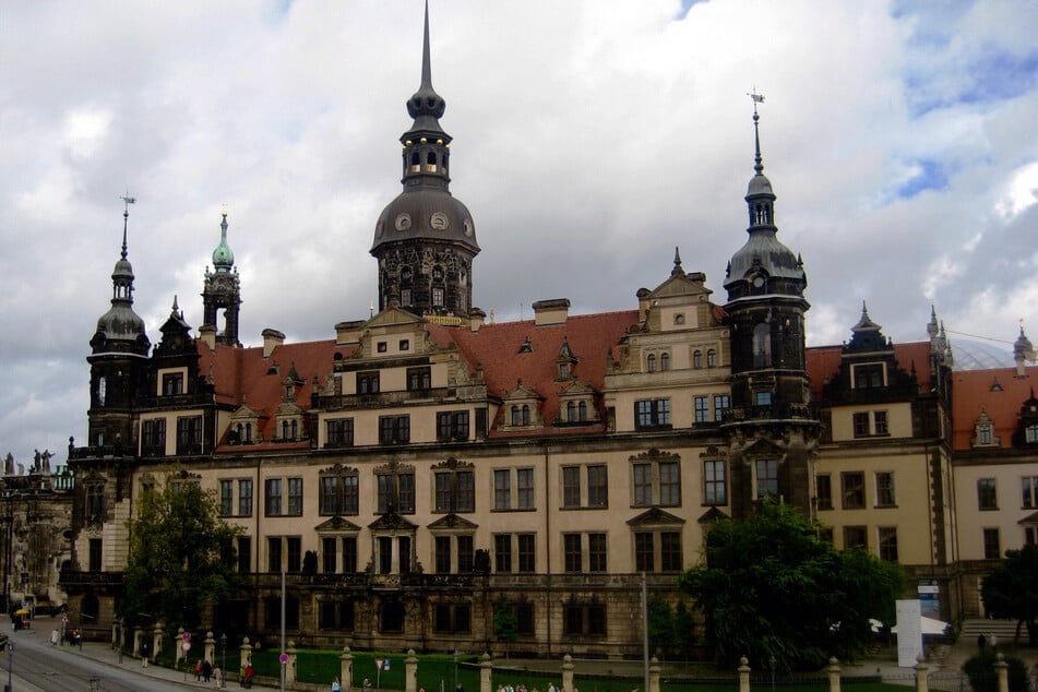 Im Residenzschloss sind bedeutende Museen der Staatlichen Kunstsammlungen Dresden untergebracht.