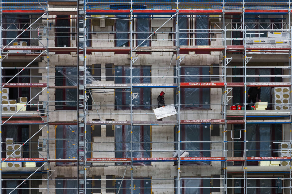Bei neuen Wohnungsbauvorhaben in Dresden müssen künftig weniger Sozialwohnungen entstehen.