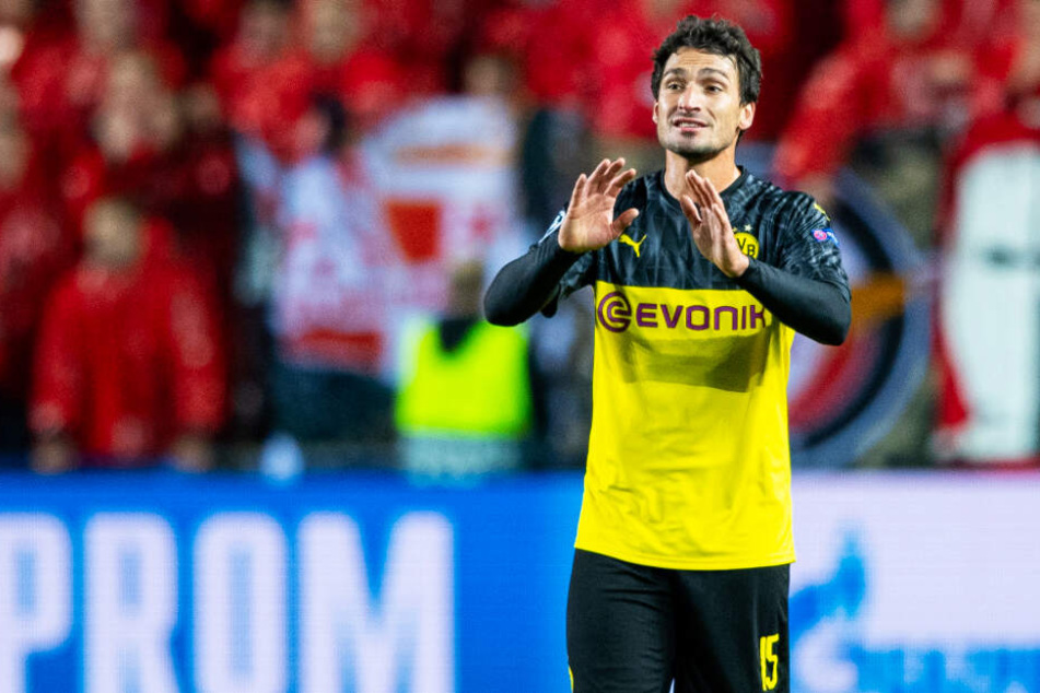 Mats Hummels fordert ein besseres Zweikampfverhalten des BVB.