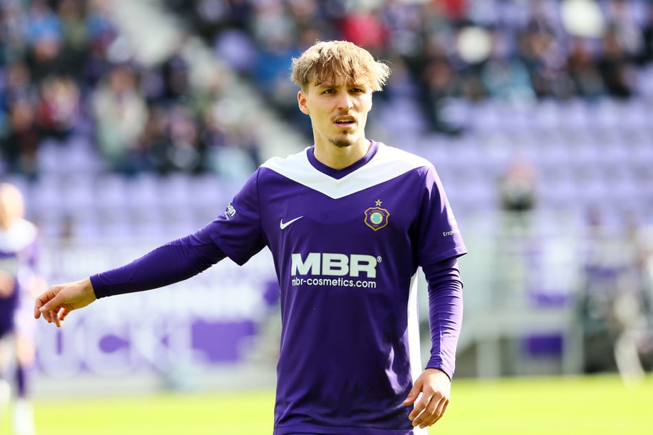Der Vertrag mit Maximilian Schmid (22) wurde verlängert.