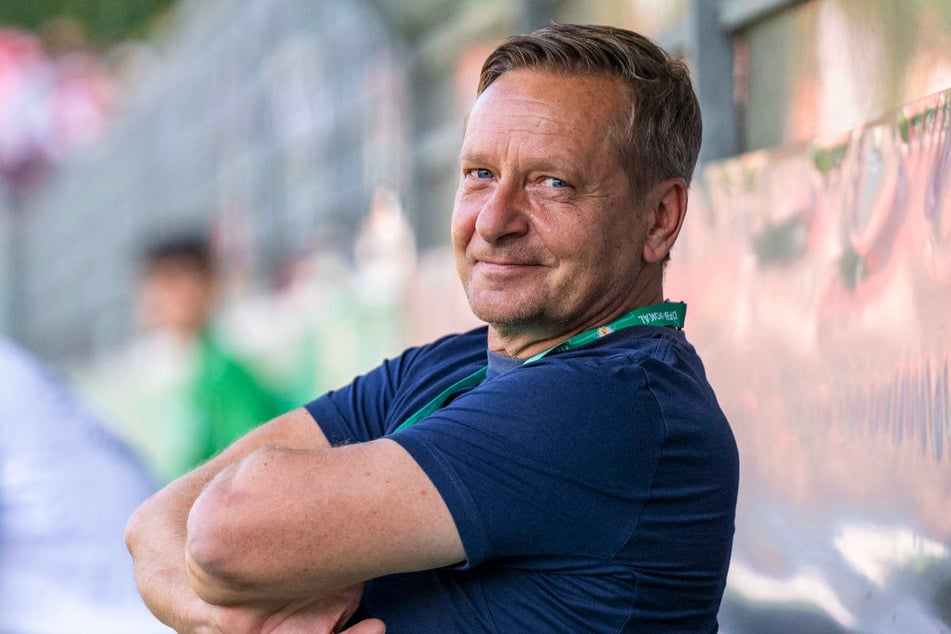 Horst Heldt (56) hat den Eisernen mit den Transfers von Ansah einen satten Gewinn beschert.