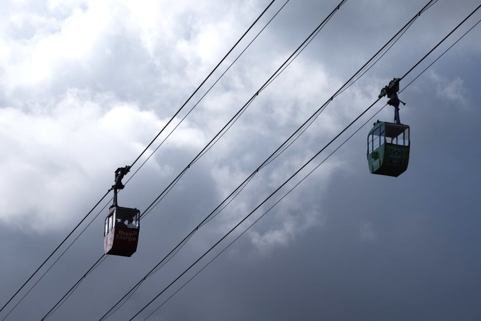 Noch bis Anfang November pendelt die Seilbahn täglich von 10 bis 18 Uhr zwischen dem Kölner Zoo und Deutz. (Archivfoto)
