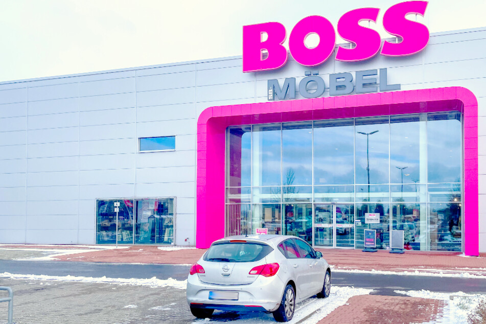 SB-Möbel Boss in Berlin-Mahlsdorf