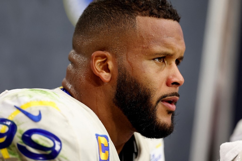 Rams defensive lineman Aaron Donald has cut ties with Ye's Donda Sports agency.