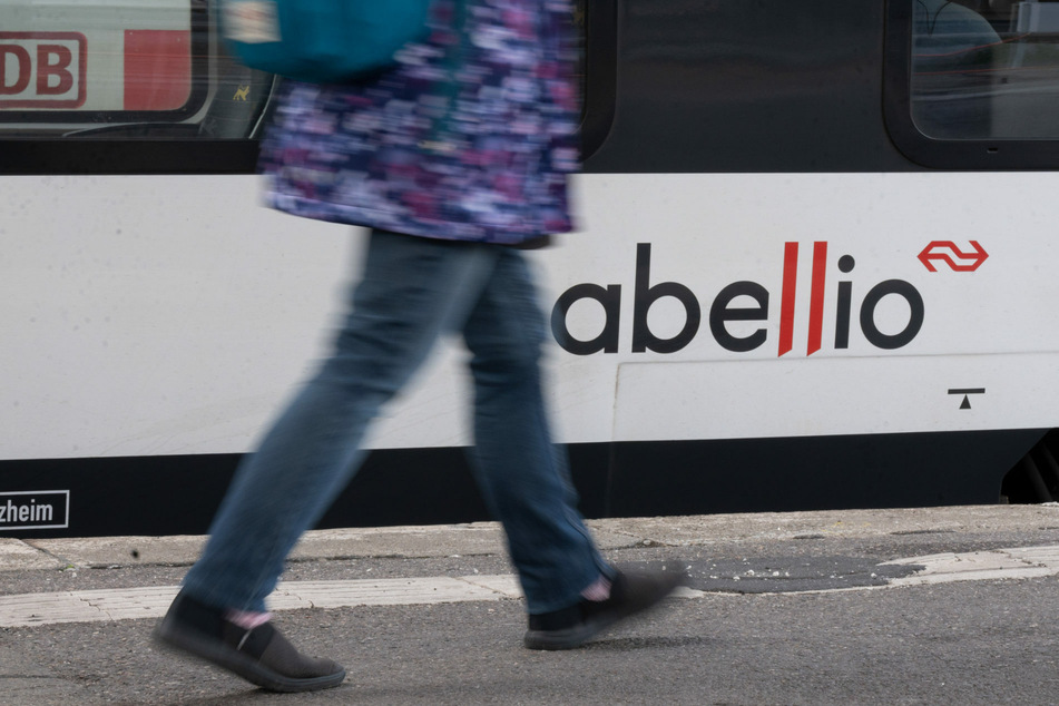 Aus für Abellio beschlossen? NRW will mit Millionen-Betrag Nahverkehr sichern!
