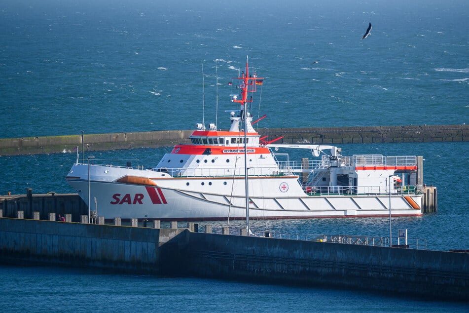 Der Seenotrettungskreuzer "Hermann Marwede" eilte dem Havaristen zu Hilfe.