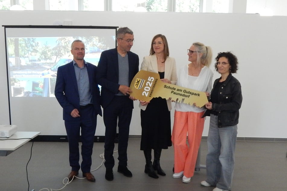 Am Dienstag erfolgte die feierliche Schlüsselübergabe.