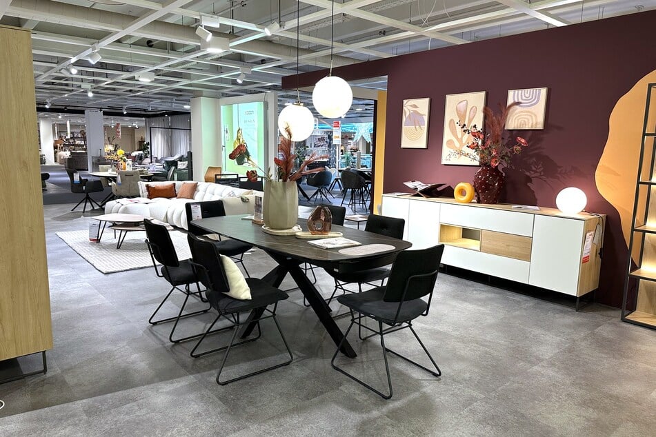 Möbel Wallach bedankt sich bei allen Kunden für das Jahr 2025 und schenkt Ihnen 25 Prozent in allen Abteilungen.*