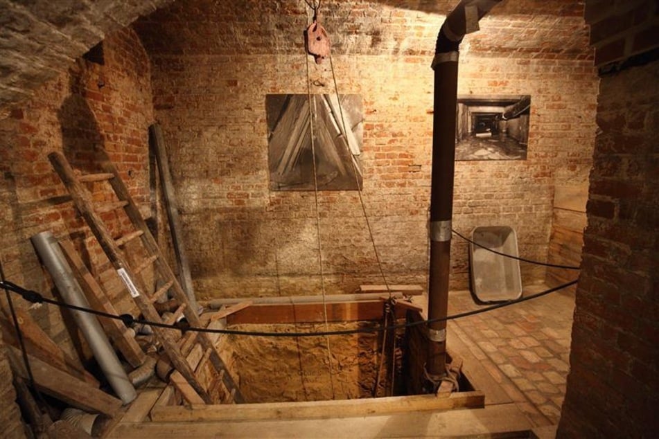 Heute vor 64 Jahren: Flucht durch einen Tunnel - 28 DDR-Bürger erreichen West-Berlin