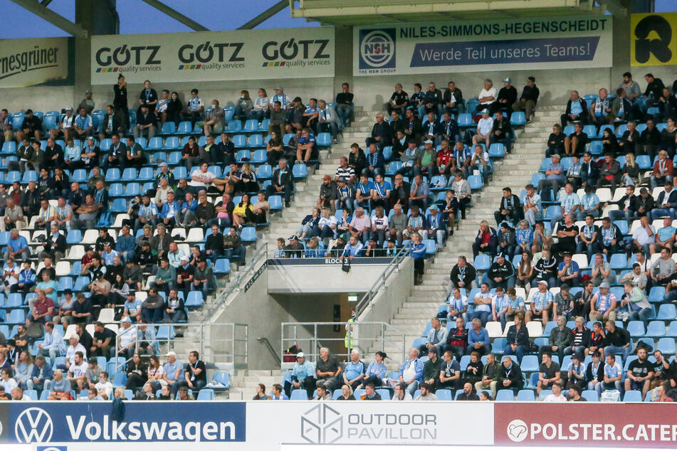 Fußball in Corona-Zeiten: Im September durften noch 4632 Zuschauer ins CFC-Stadion. Ab sofort liegt die Obergrenze bei 1000.