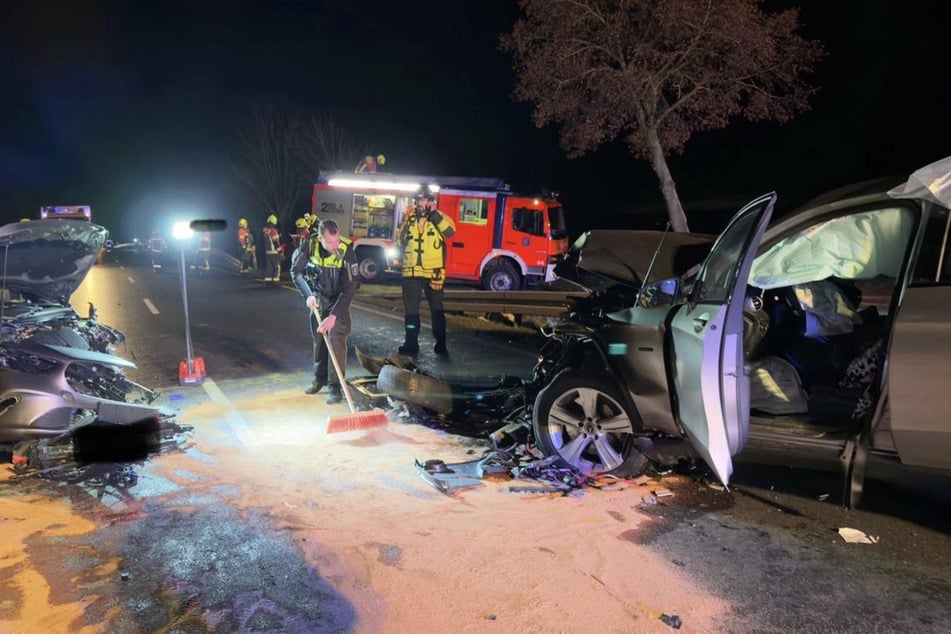 Frontalcrash auf Bundesstraße: Ermittlungen gegen Mercedes-Fahrerin