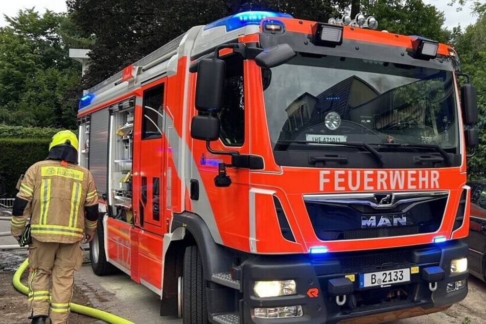 Berlin: Feuer in Lichterfelde! Eine Person stirbt bei Wohnungsbrand