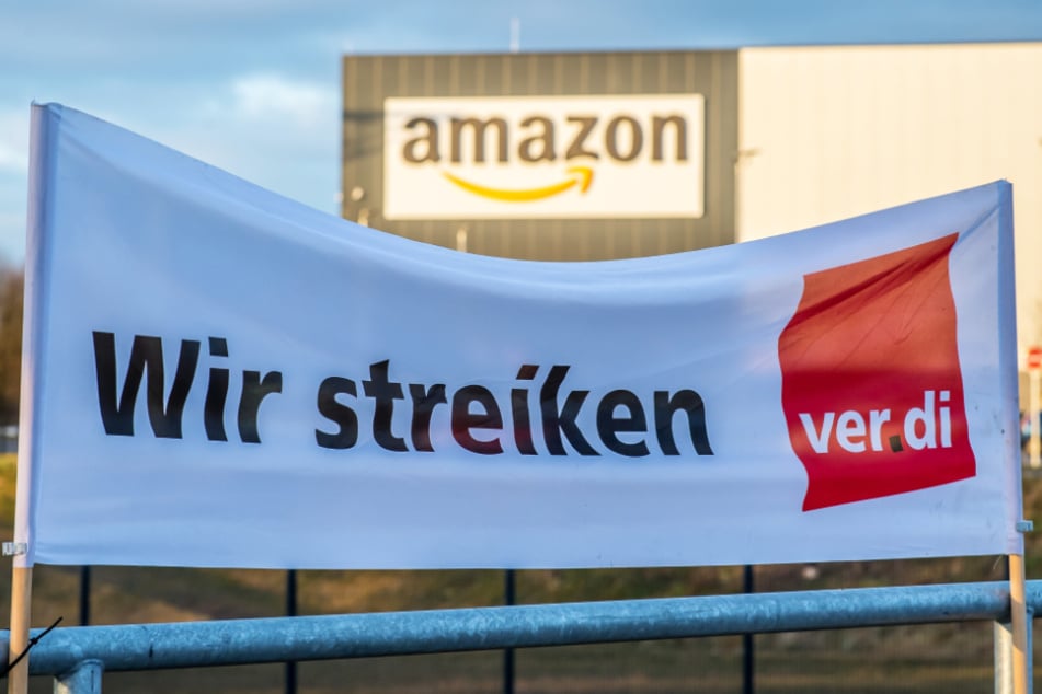 Der Konflikt zwischen der Gewerkschaft Verdi und Amazon dauert schon seit geraumer Zeit an.