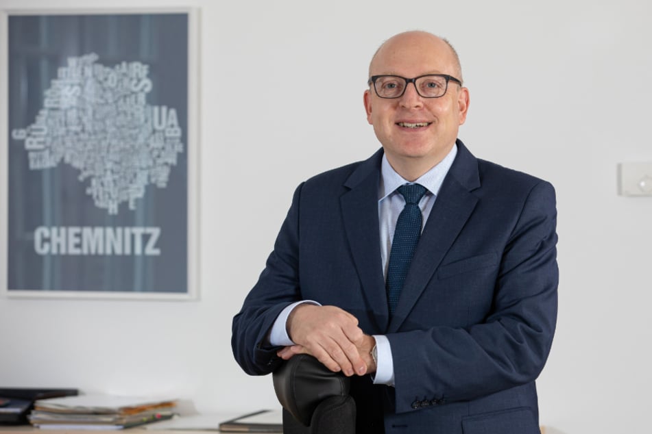 Ist ähnlich frisch auf seinem Posten wie andere Partnerstadtoberhäupter: der Chemnitzer Oberbürgermeister Sven Schulze (49, SPD).