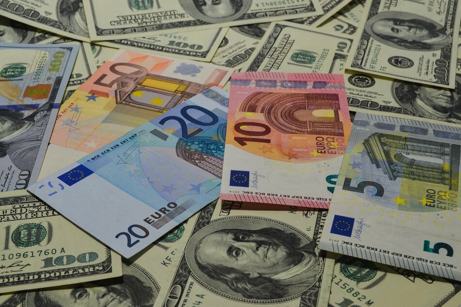 Euro im Sinkflug! Kurs fällt auf einen Dollar