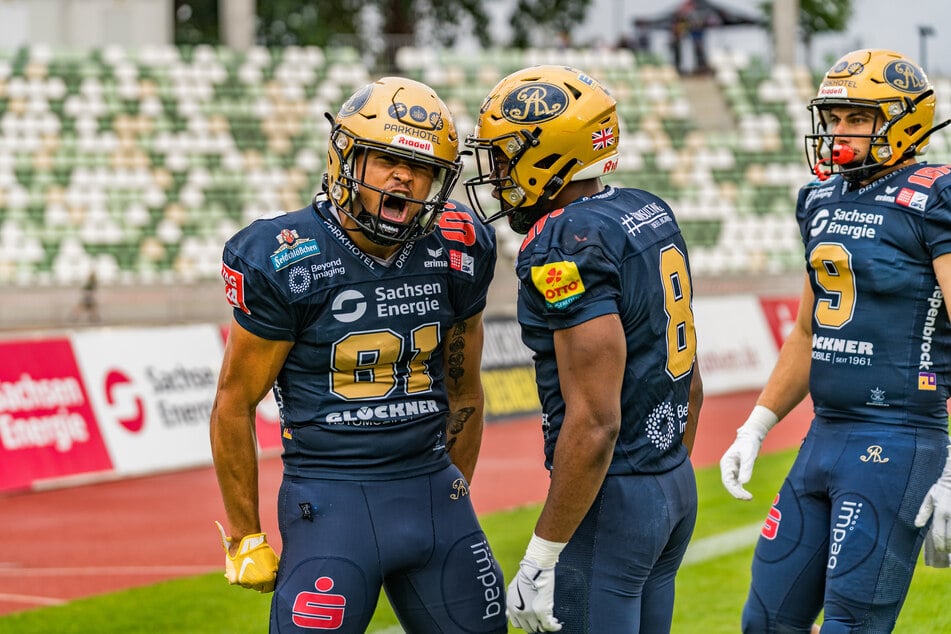 Tigo Moss (l.) jubelte beim Heimsieg gegen Düsseldorf über zwei eigene Touchdowns.