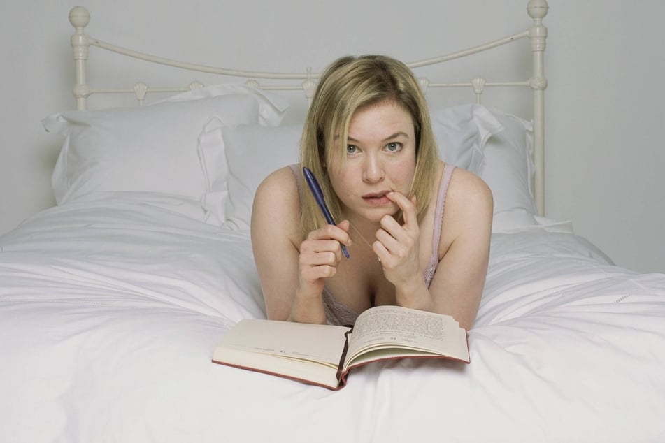 Im vierten Teil von "Bridget Jones" steht Renée Zellweger (55) erneut als Hauptdarstellerin vor der Kamera. Doch nun könnten sich die Dreharbeiten verzögern.