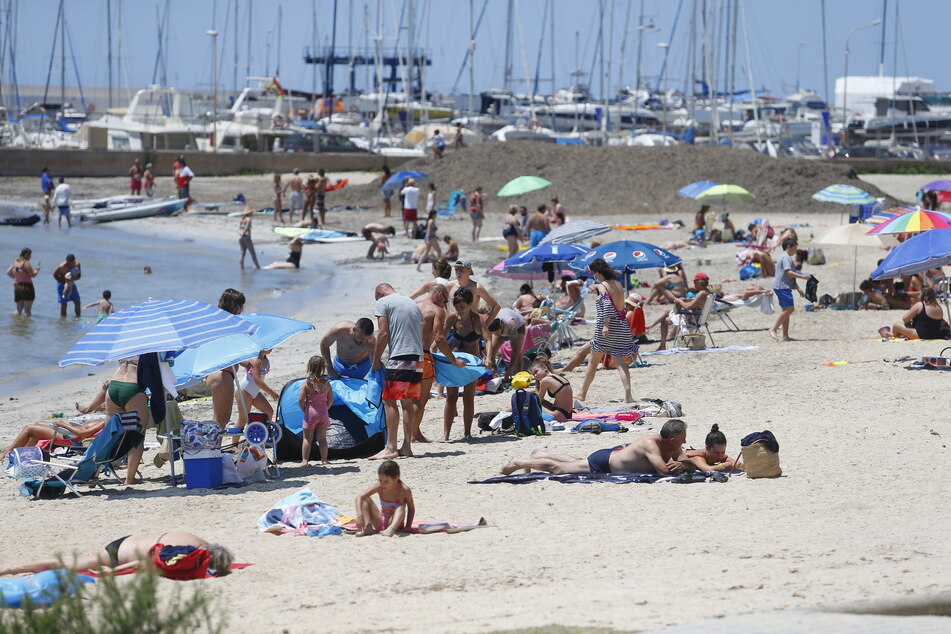 Erstmals Urlauber auf Mallorca wegen Corona-Infektion in Quarantäne!