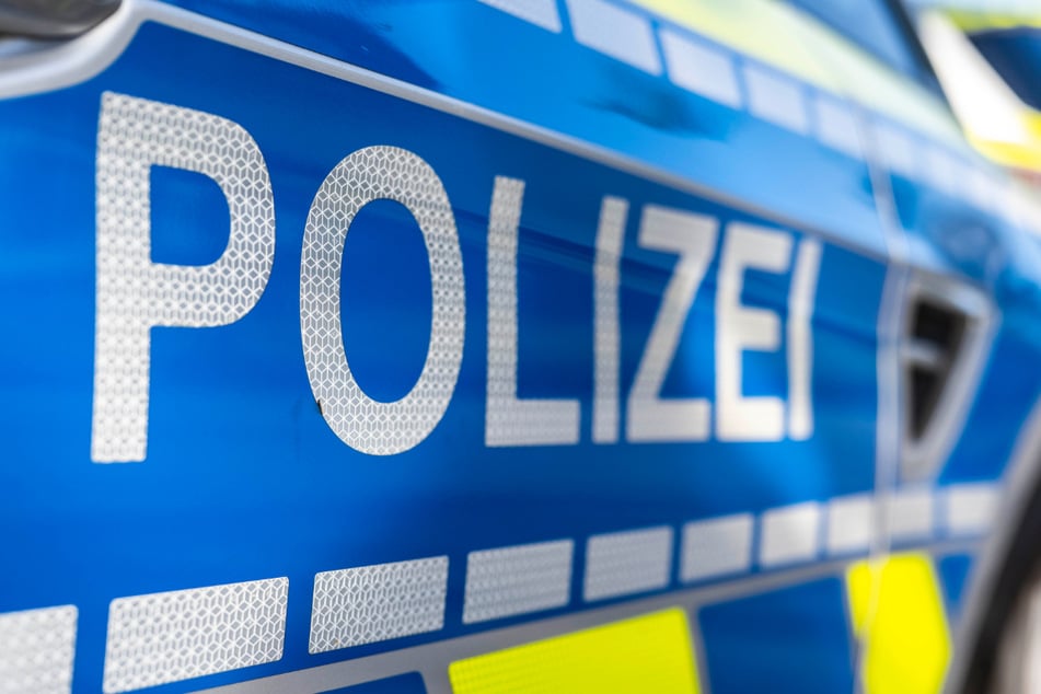 Die Polizei sucht nach drei Jugendlichen. (Symbolfoto)