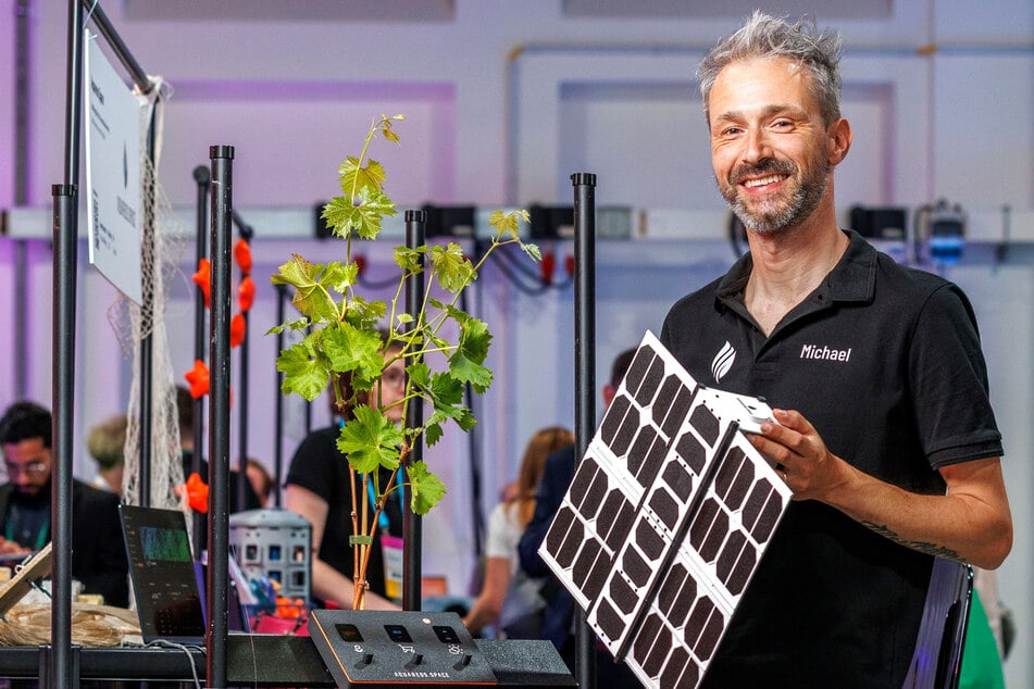 Michael Weißflog (45) gründete die Firma Aquareos.space, die Satellitentechnik nutzt, um die Bewässerung von Pflanzen zu optimieren.