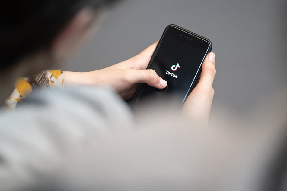 Über TikTok werden immer wieder Hassnachrichten und Drohungen an die Politikerin gesendet. (Symbolbild)