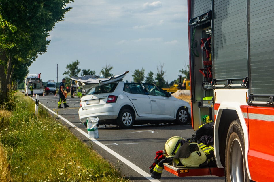 Der beteiligte Skoda-Fahrer starb noch an der Unfallstelle.