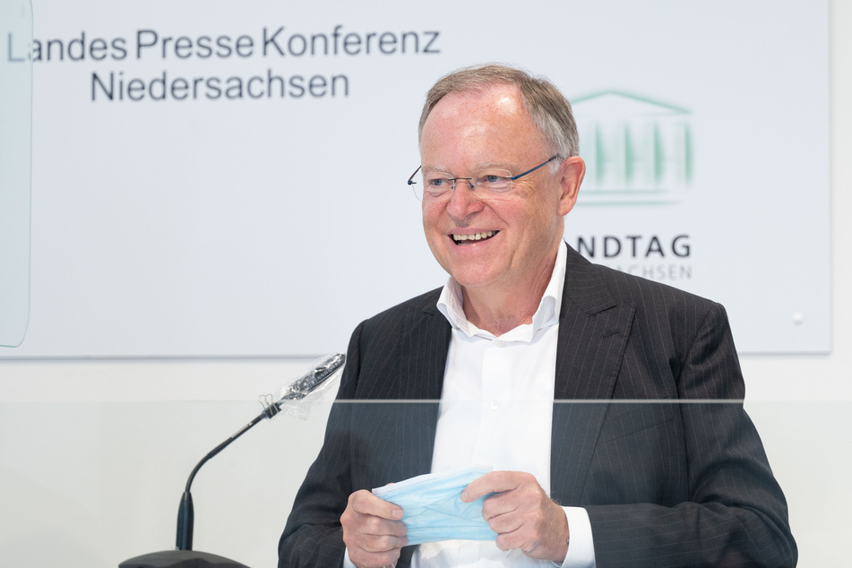 Stephan Weil (SPD), Ministerpräsident Niedersachsen, fordert den Bund auf, endlich Voraussetzungen für Kontrollen des Autoreiseverkehrs zu schaffen.