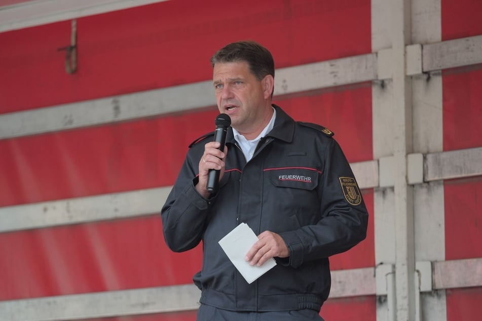 Branddirektor Axel Schuh richtete einige Worte an die Besucher.