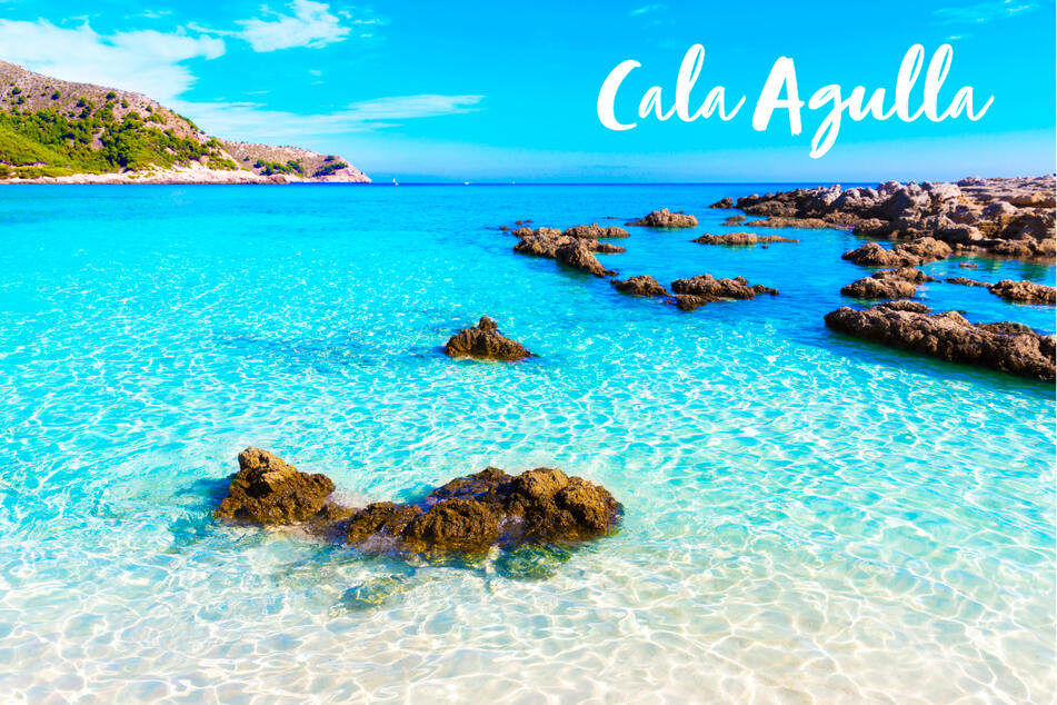 Ein Idyll zum Schwimmen, Tauchen und Schnorcheln: der Strand Cala Agulla auf der spanischen Insel Mallorca.