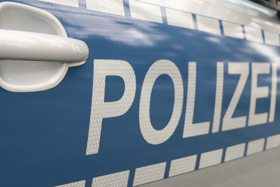 In der Dunkelheit lief Michael M. (24) laut Anklage einer Frau in Dresden hinter. (Symbolfoto)