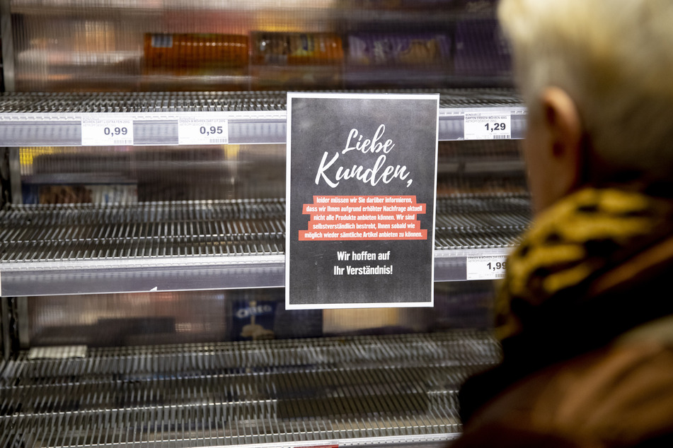 Supermärkte dürfen in Berlin ab sofort auch sonntags ihre Regale befüllen lassen.