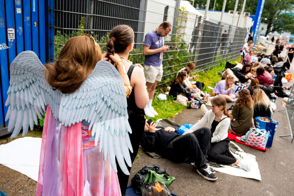 Um 8 Uhr wurden die Taylor-Swift-Fans aufs Gelände gelassen.