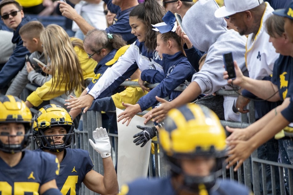 Michigan fans are in a tizzy over Ohio State's new roster haul and the potential of head coach Jim Harbaugh leaving.