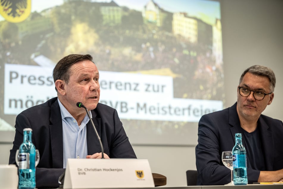 BVB-Organisationschef Christian Hockenjos (60) und Dortmunds Oberbürgermeister Thoas Westphal (60, SPD).