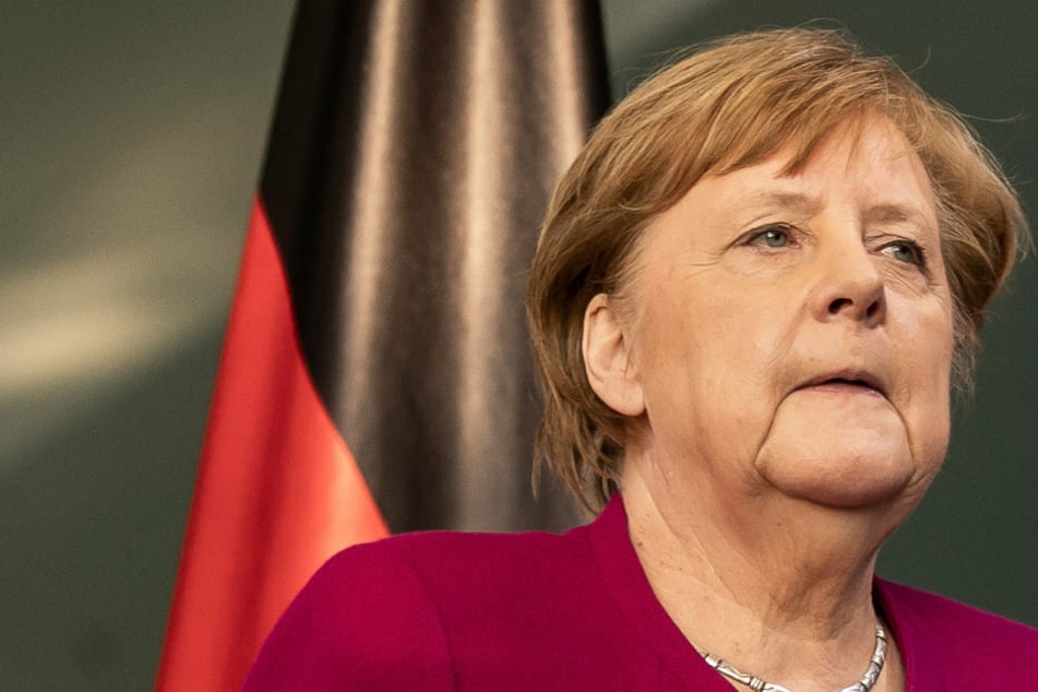 "Can you hear me now?": Technische Panne bei Merkel sorgt für Lacher